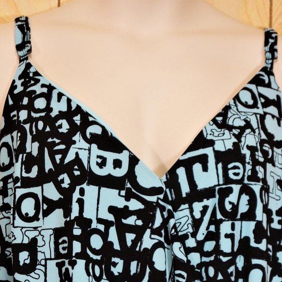 mblm Blue and Black Font Wrap Top - Picture 2 of 9